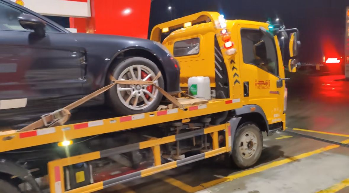 南平行车途中遇到突发状况该如何呼叫道路救援？